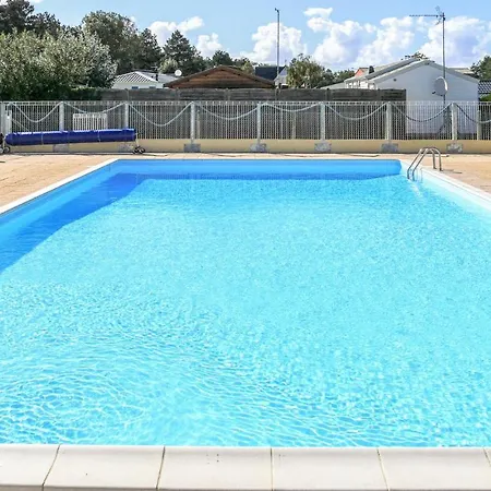 Beautiful Caravan In With 3 Bedrooms, Wifi And Outdoor Swimming Pool * Montmartin-sur-Mer