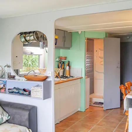 Κάμπινγκ Beautiful Caravan In With 3 Bedrooms, Wifi And Outdoor Swimming Pool Montmartin-sur-Mer