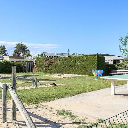 Κάμπινγκ Beautiful Caravan In With 3 Bedrooms, Wifi And Outdoor Swimming Pool *