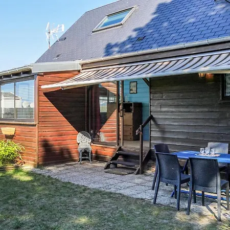 Κάμπινγκ Beautiful Caravan In With 3 Bedrooms, Wifi And Outdoor Swimming Pool Montmartin-sur-Mer