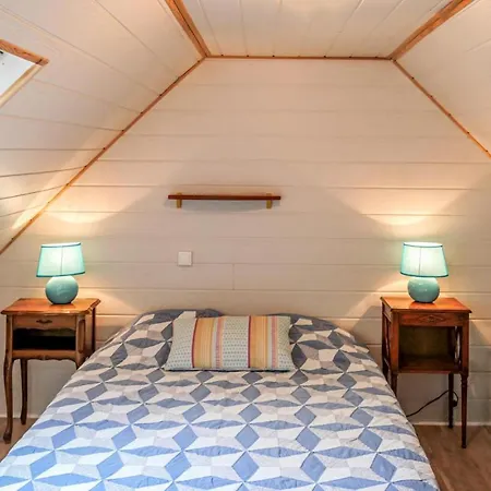 Beautiful Caravan In With 3 Bedrooms, Wifi And Outdoor Swimming Pool